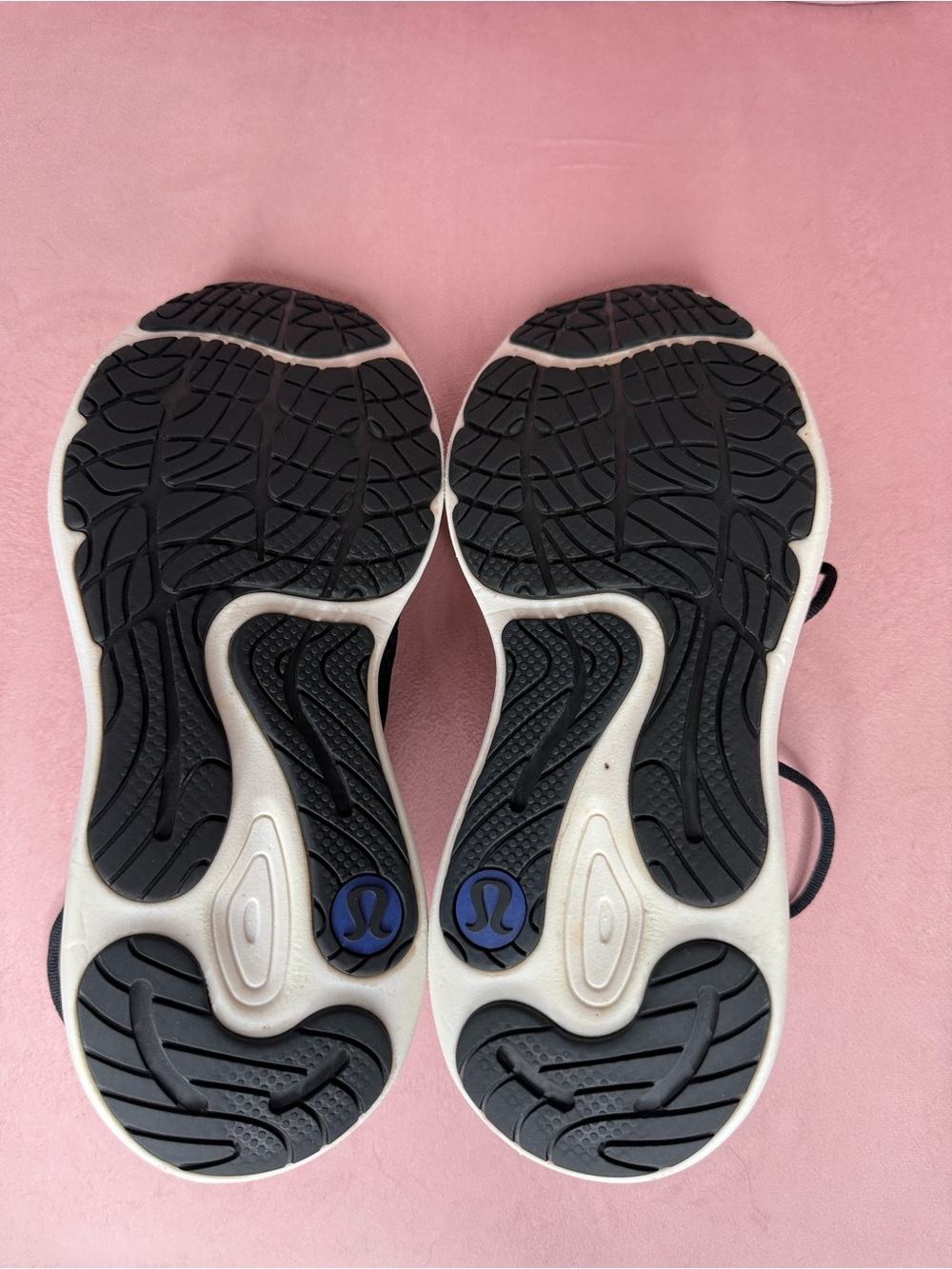 Lululemon Blissfeel Running Shoe - Picture 10 of 13